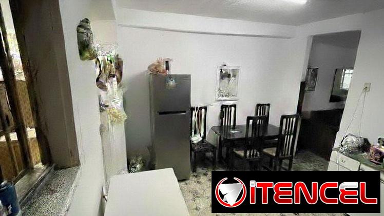Apartamento 🏘 interior independiente de 2 plantas en Centro Habana,(#86)