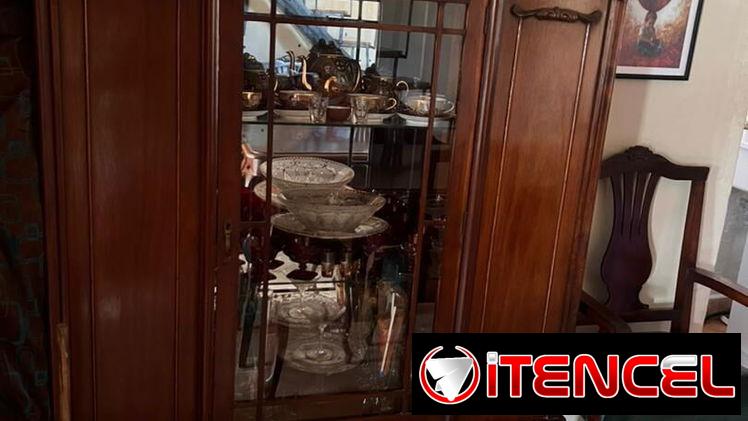 Juego de comedor antiguo estilo ingles de caoba