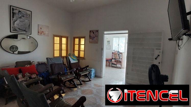 Casa de 3/4, garaje, patio y 347m², en el Sevillano (SV-33)