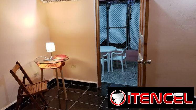 SE RENTA APTO/ESTUDIO EN NUEVO VEDADO
