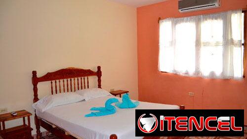 Casa en la playa con piscina en Boca Ciega Casa de alquiler en la Habana a 2 cuadras de la playa por 250usd.🦋