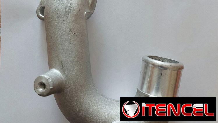 Toma de agua de Geely CK.