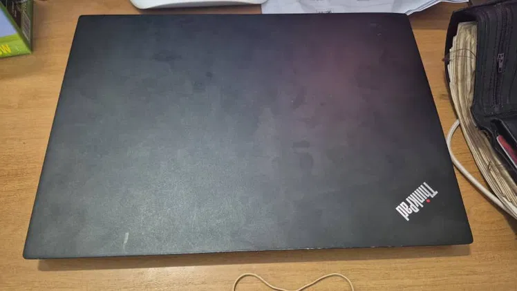 🎮⛩️Laptop Lenovo ThinkPad 14″ i3 de 10ma – de uso, en perfecto estado -💲320 USD🎸