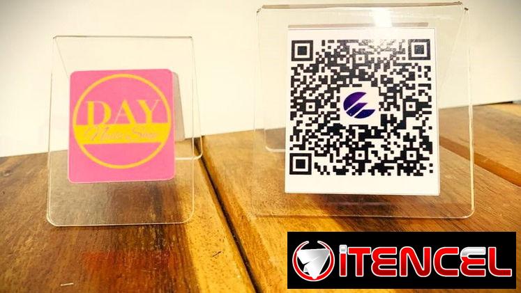 QR de acrílico personalizados