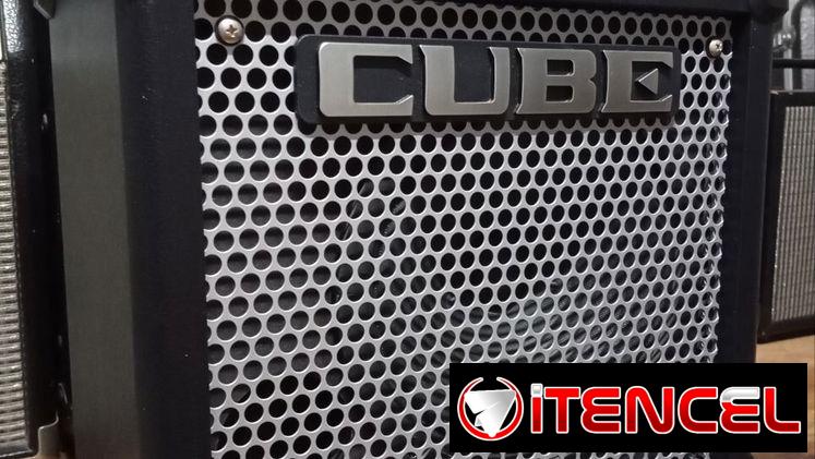 Amplificador de Guitarra Roland CUBE-10GX LIKE NEW!