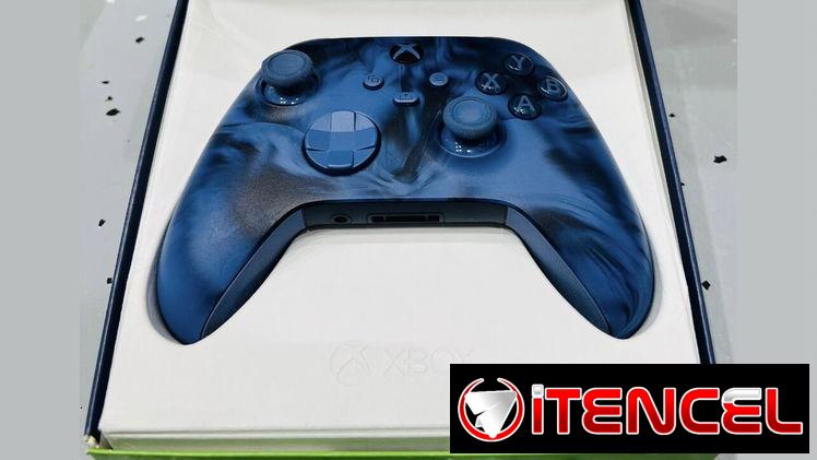 Mando de XBOX nuevo NEW (Caja dañada estéticamente)