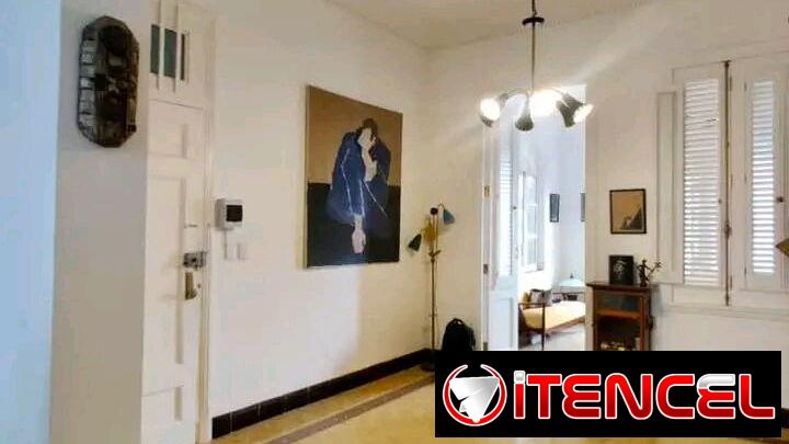 GG-129 | ¡EDIFICIO CAPITALISTA CON VISTA AL MAR! Apartamento Totalmente Remodelado en el Vedado 🔥