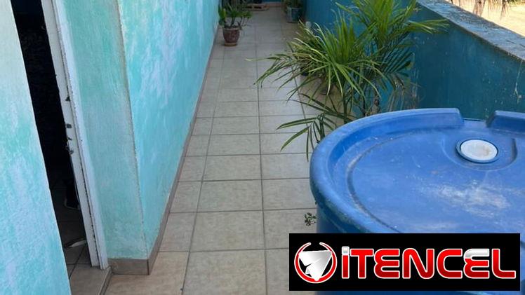 Apartamento 2 cuartos Playa Sierra 30y31 en 26mil  con balcón 53582376
