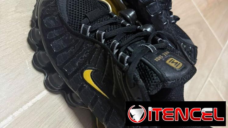 Tenis Nike Talla: 41  32 USD