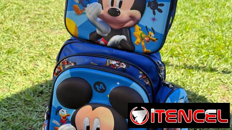 🎒 Mochilas con ruedas y sin ruedas para todas las edades serv de mensajería disponible en Ciudad Habana