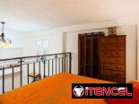 Renta lineal de estudio con acceso a cocina compartida