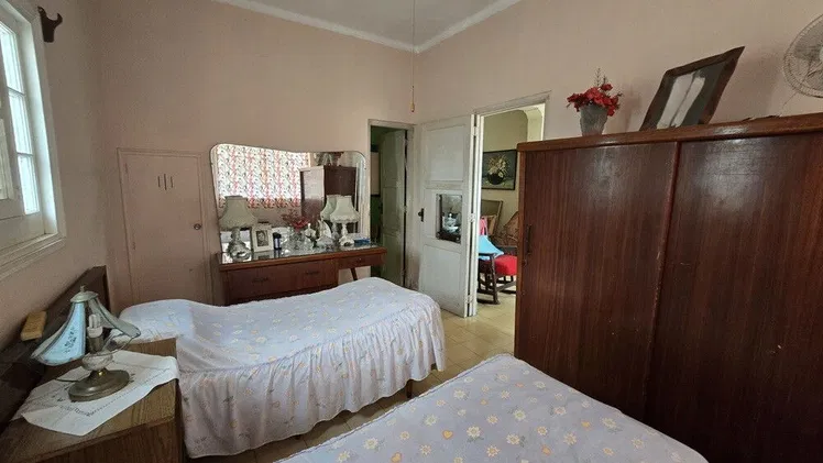 Casa no independiente (bajo de biplanta) de 2/4 y terreno, en Víbora Park (VP-22)