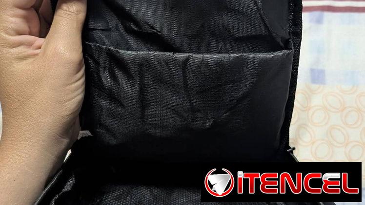 Bolsos antirrobo e impermeables