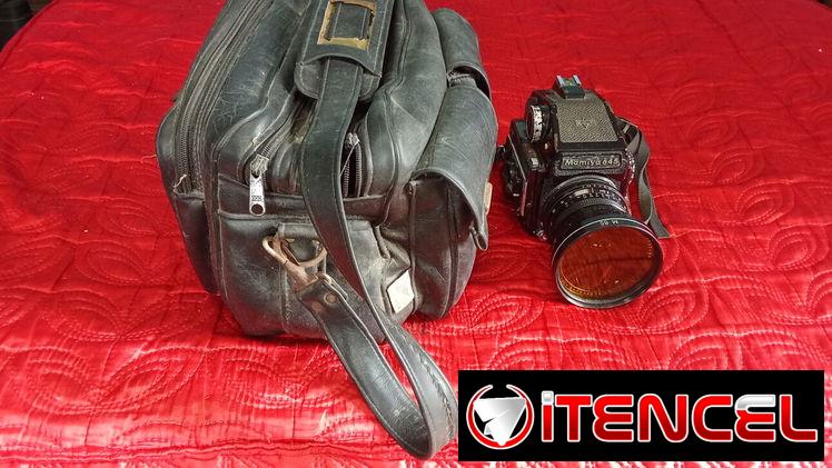 Cámara Mamiya 645 + Maletín