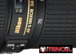 Lente 24-70 de cámara Nikon, de poco uso.