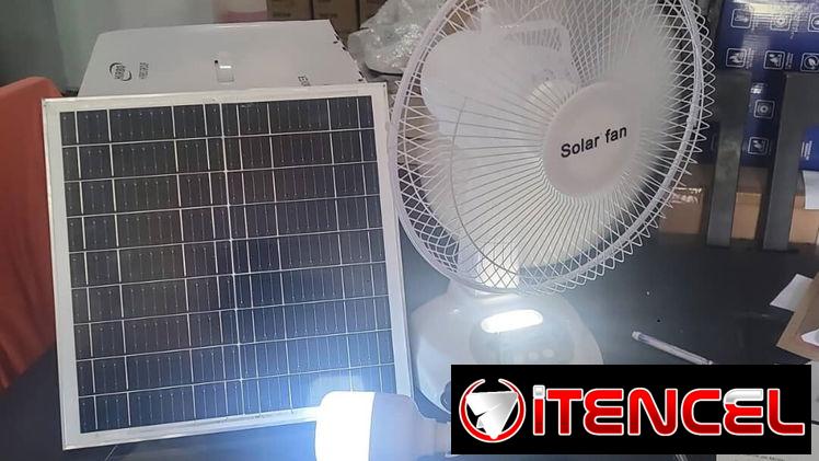 Ventilador Recargable con panel solar y bombillo