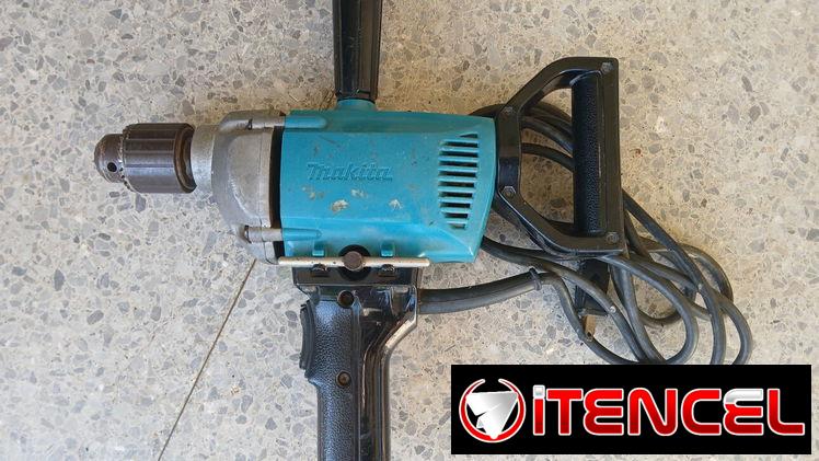 Taladro makita para metal