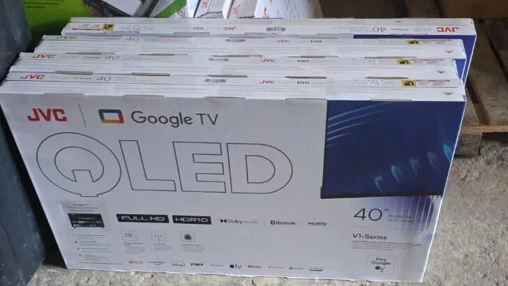 *Smart TV JVC 40″ FHD QLED*