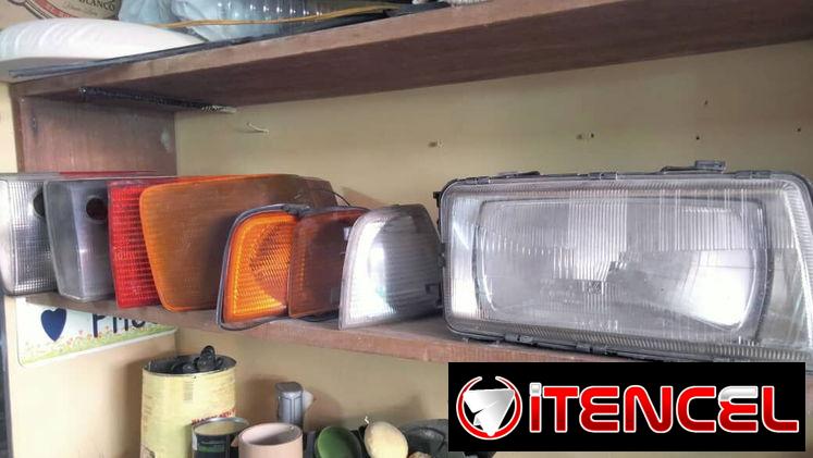 Vendo defensas de Audi 90, las 4 puertas y varios faroles traseros en perfecto estado todo