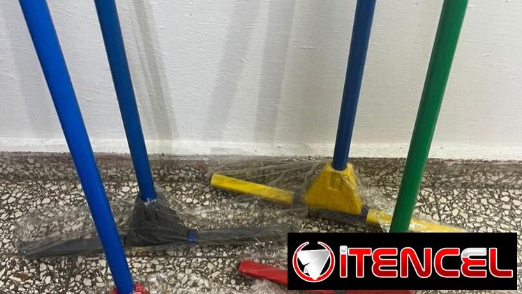 Araganes o Trapero para el hogar (po)