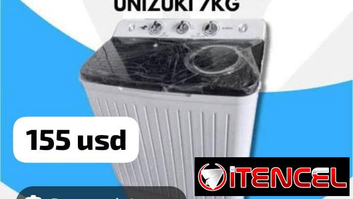 Lavadora semiautomatica Marca UNISUKY  de 7 kg