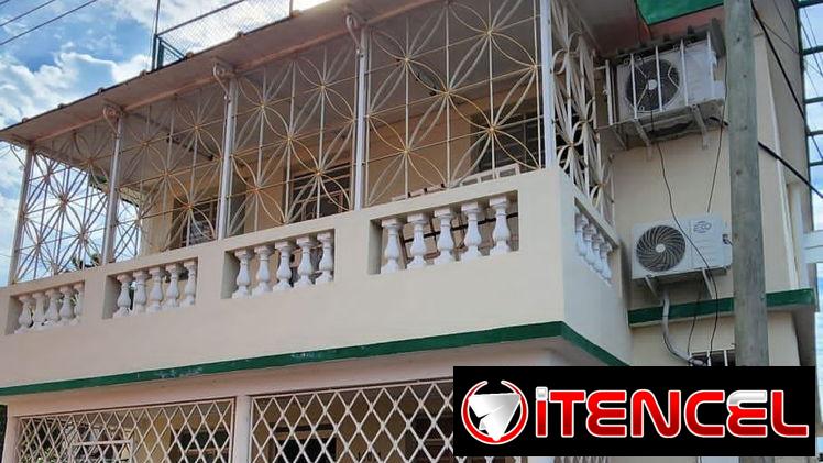 VENTA DE CASA EN MARIANAO TRES NIVELES