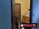 Apartamento interior de tres habitaciones