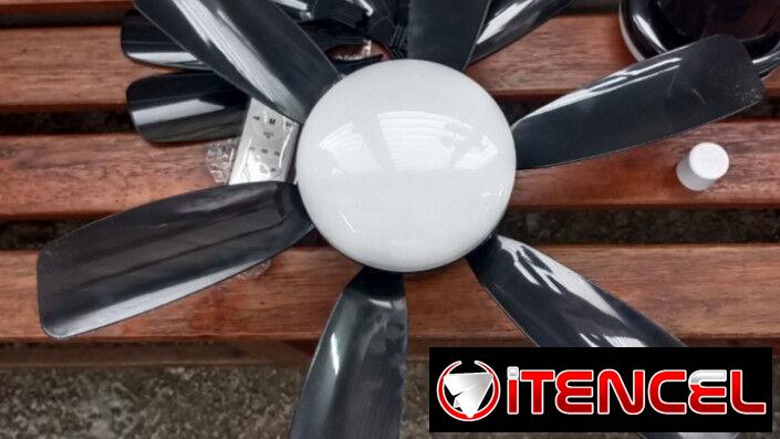 Ventilador lámpara de techo .47 centímetros de diámetro. Centro Habana