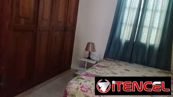Renta CASA TOTALMENTE INDEPENDIENTE PLAYA 750 usd 53582376
