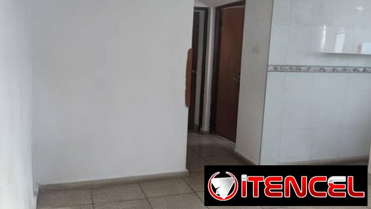 $24 000 usd ( ajuste con dinero en mano). En venta planta alta de un biplanta con vista al mar en Cojimar, Habana del Es