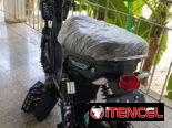 Bicimotos roja y negra , precio 1750 con casco,guantillas y capa para la moto …Autonomía 100km, bateria 48v 45 Amp