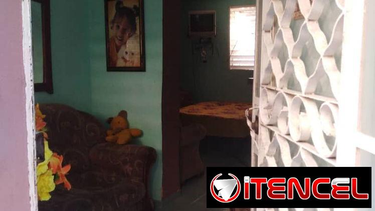 ¡OPORTUNIDAD ÚNICA: VENTA O PERMUTA EN LAWTON! ✨