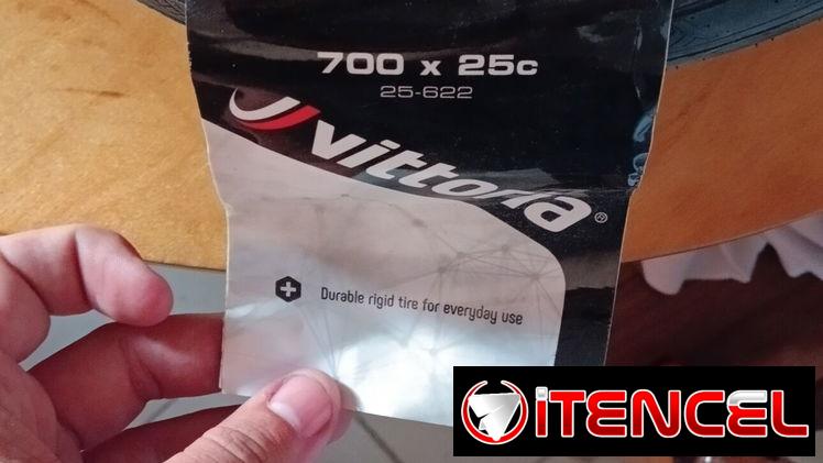 Vendo goma para bicicleta vittoria zaffiro