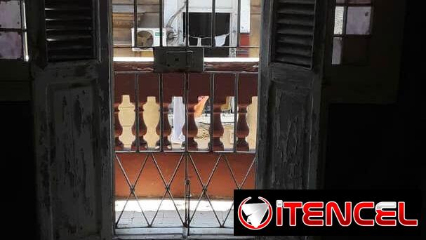 Se vende casa amplia