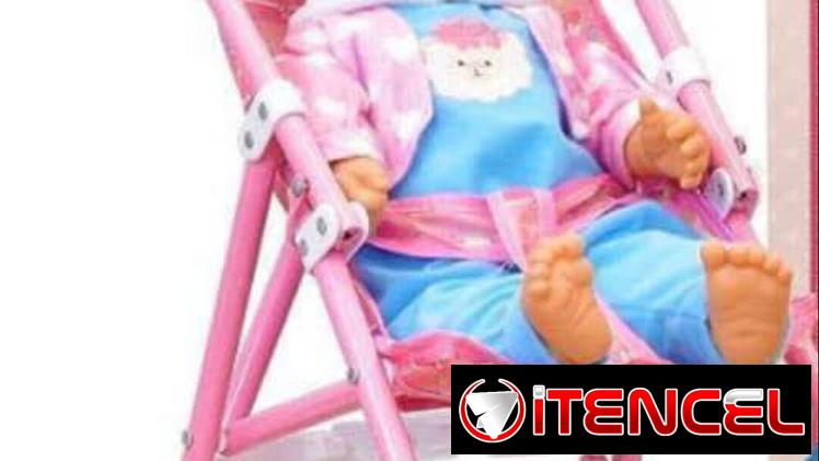 Bebe con coche ideal para su niña