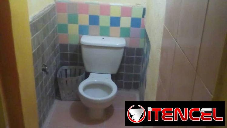 Buena vivienda interior, 3000 usd. En El Cerro, bien ubicada, planta baja, un único propietario, gas/ calle, papeles ok