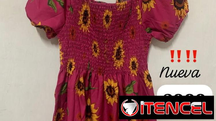 Batas vestidos de niña de mínimo uso en Perfecto estado