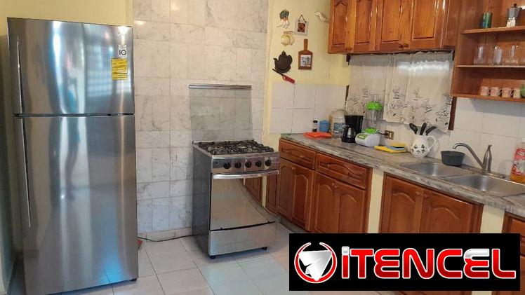 📱 Casa Independiente de 2 Plantas: Espacio y Confort Total 🏠