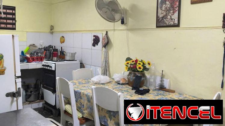 🏡 ¡Oportunidad única en Santos Suárez! Se vende casa, planta baja de biplanta lista para entrar a vivir ✨