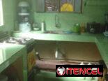 En venta linda casa independiente estilo colonial con espacio para garaje en excelente zona de Santos Suárez.