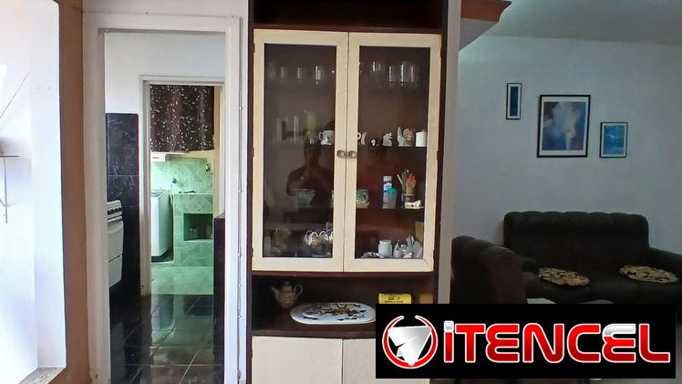 Apartamento en L y 17