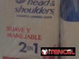Champú Head Shoulders frascos de 650ml y otro frasco de 180ml