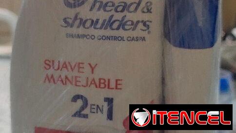 Champú Head Shoulders frascos de 650ml y otro frasco de 180ml