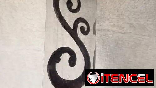 Cortinero Decorativo de metal extencible hasta 3 metros.