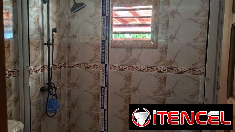 CARPINTERIA DE ALUMINIO CON CRISTAL “