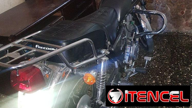 SE VENDE MOTO