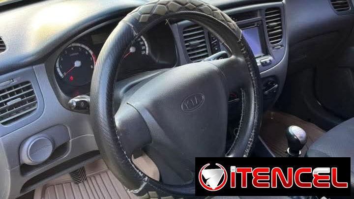 Carro Kia Río
