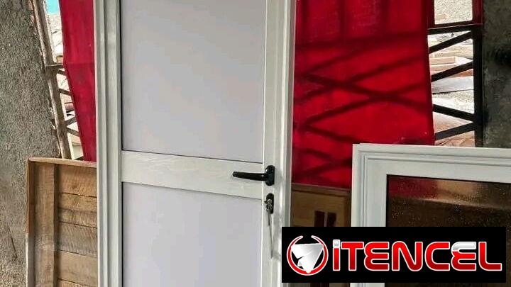 TODO EN MARQUETERIA DE ALUMINIO