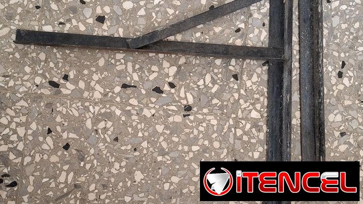 Bases de split de hierro en buen precio interesados escribir o llamar al 53051474