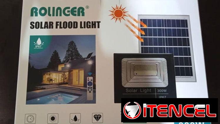 LÁMPARA SOLAR 300W CON PANEL INCLUIDO